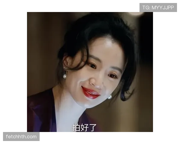 李梦随手背个包比我家装修还夸张,看到她就想去搬砖 李梦随手背个包比我家装修还夸张,看到她就想去搬砖
